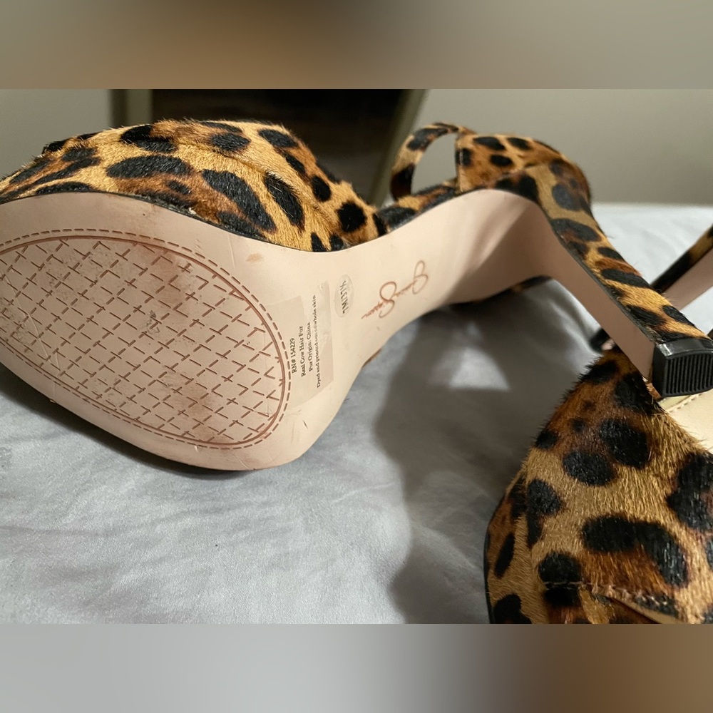 Jessica Simpson leopard calf skin heels size 7 platform - Picture 2 of 5